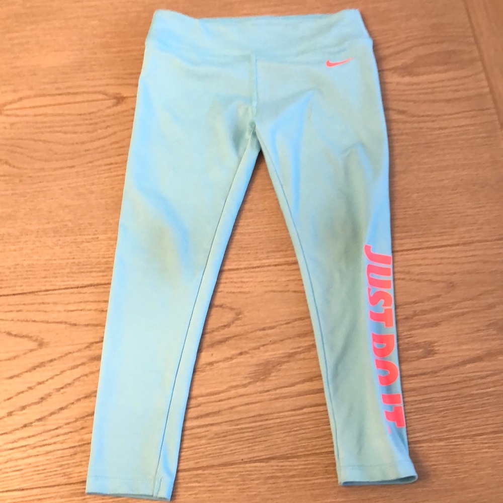 ✨Nike Dri-Ft Leggings✨